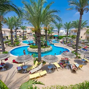 Tasia Maris Gardens Aparthotel